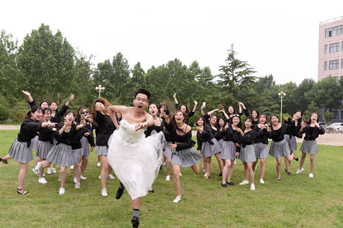 又是一年毕业季，你的毕业照拍了吗？