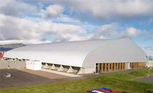 致敬世界杯，超越自己成就未来！