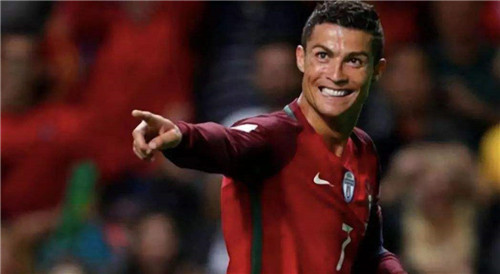 致敬世界杯，超越自己成就未来！