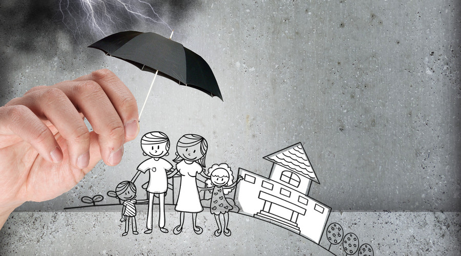 云南七儿童树下避雨遭雷击！夏季一定要学会正确避雷！